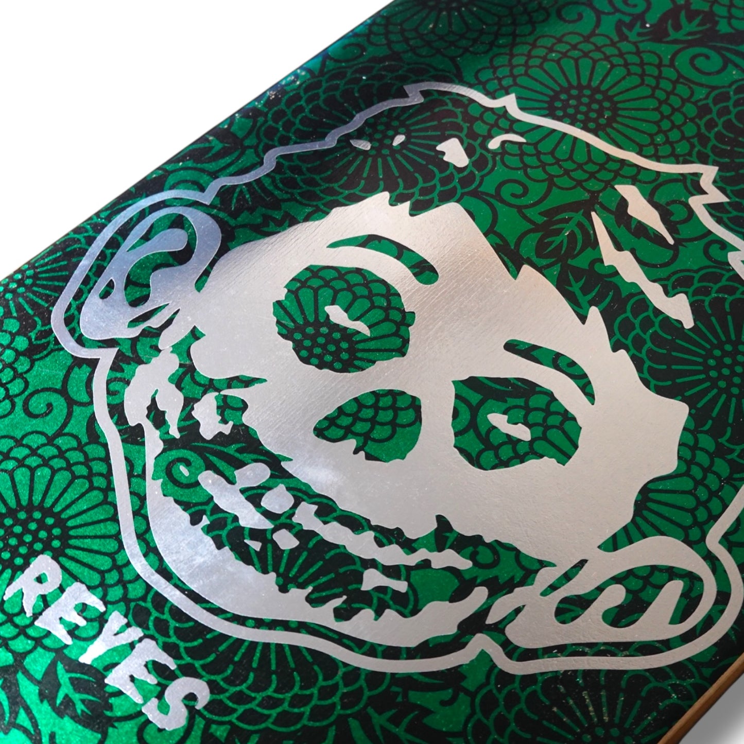 MADFIT VAULT • EMERALD MANDALA FOIL (1of1)